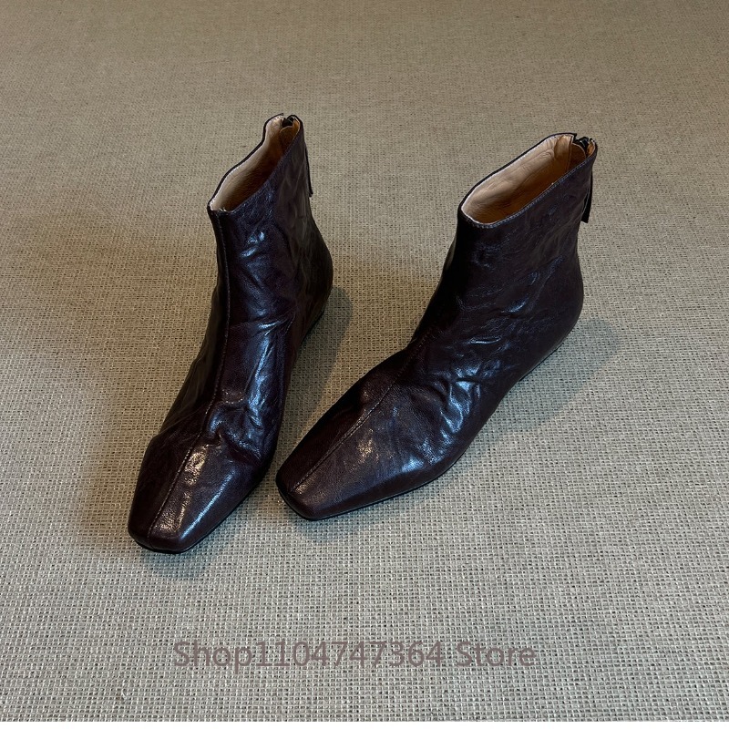 أحذية نسائية من جلد الغنم بتصم - مراجعة Leatherwork In French وسعره